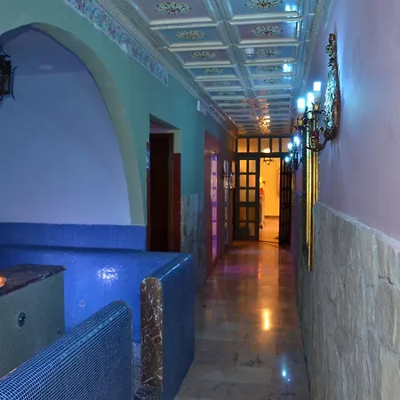 陶尔米纳公园酒店
