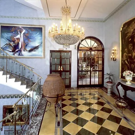 Park Hotel