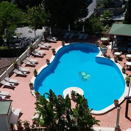 Park Hotel 4*