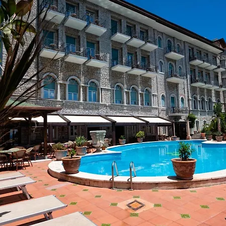 Park 4* Taormina